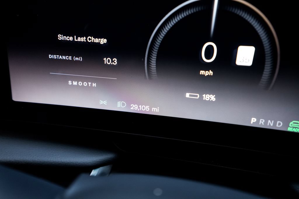 Used 2023 Lucid Air Touring AWD/4WD image 32