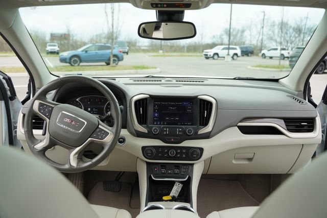 Used 2021 GMC Terrain Denali w/ Denali Premium Package image 27