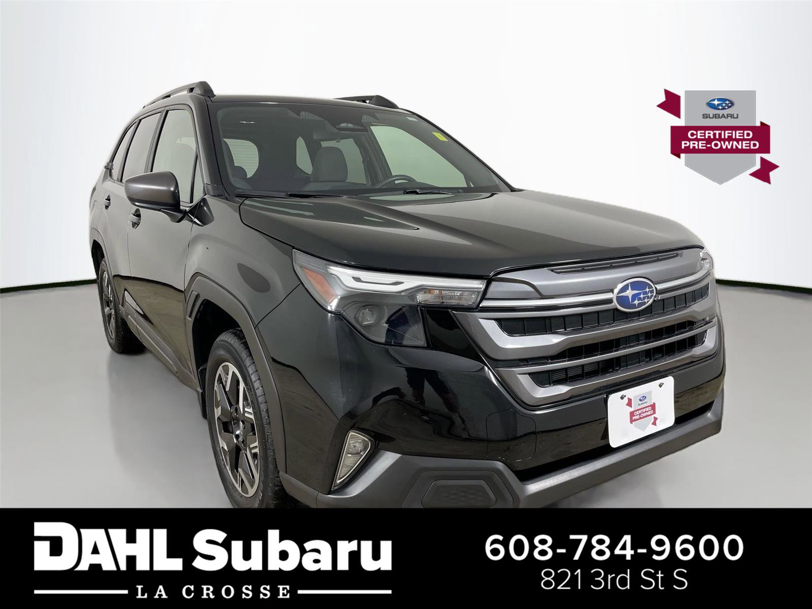 Used 2025 Subaru Forester Premium image 1