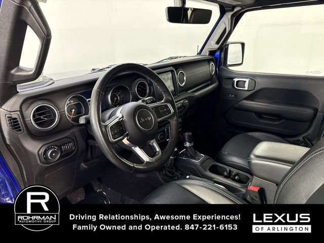 Used 2018 Jeep Wrangler Unlimited Sahara image 5