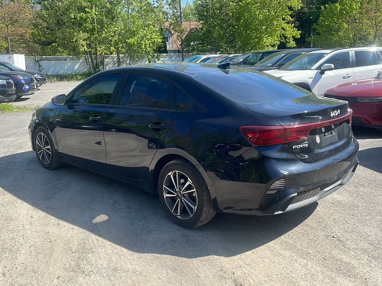 Used 2023 Kia Forte LXS w/ LXS Technology Package FWD image 5
