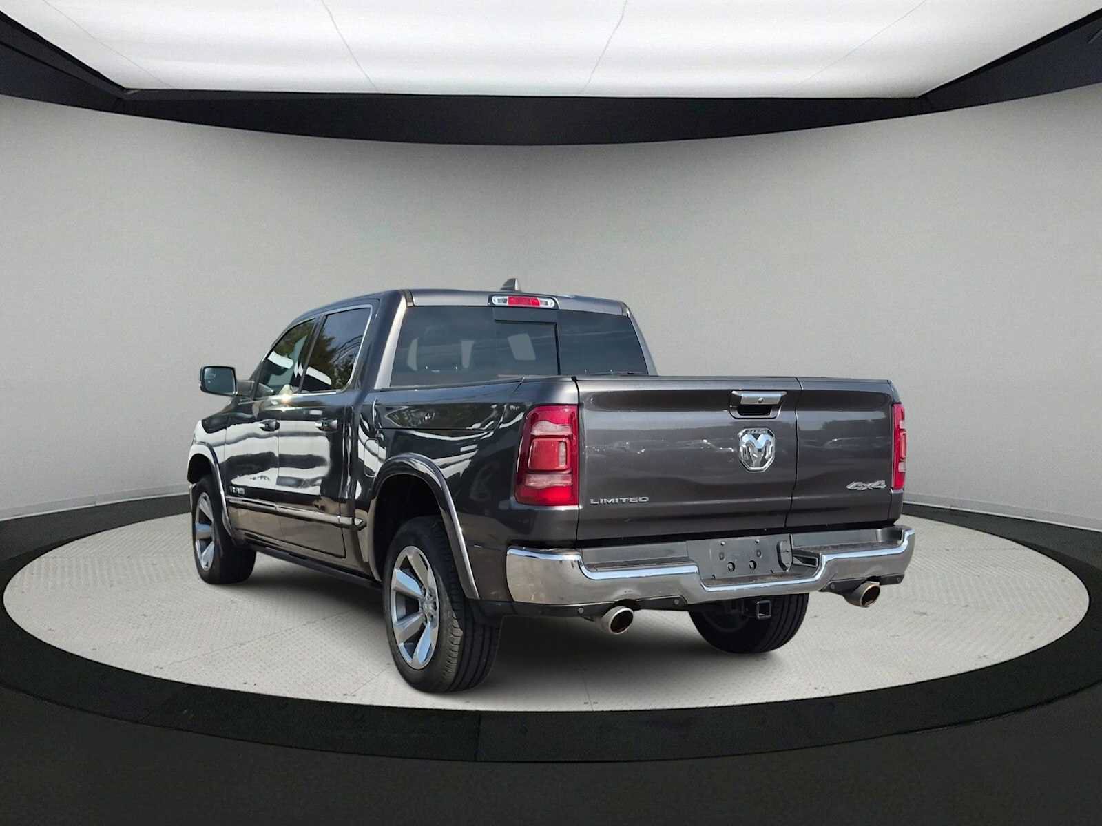 Used 2019 RAM 1500 Limited AWD/4WD image 6