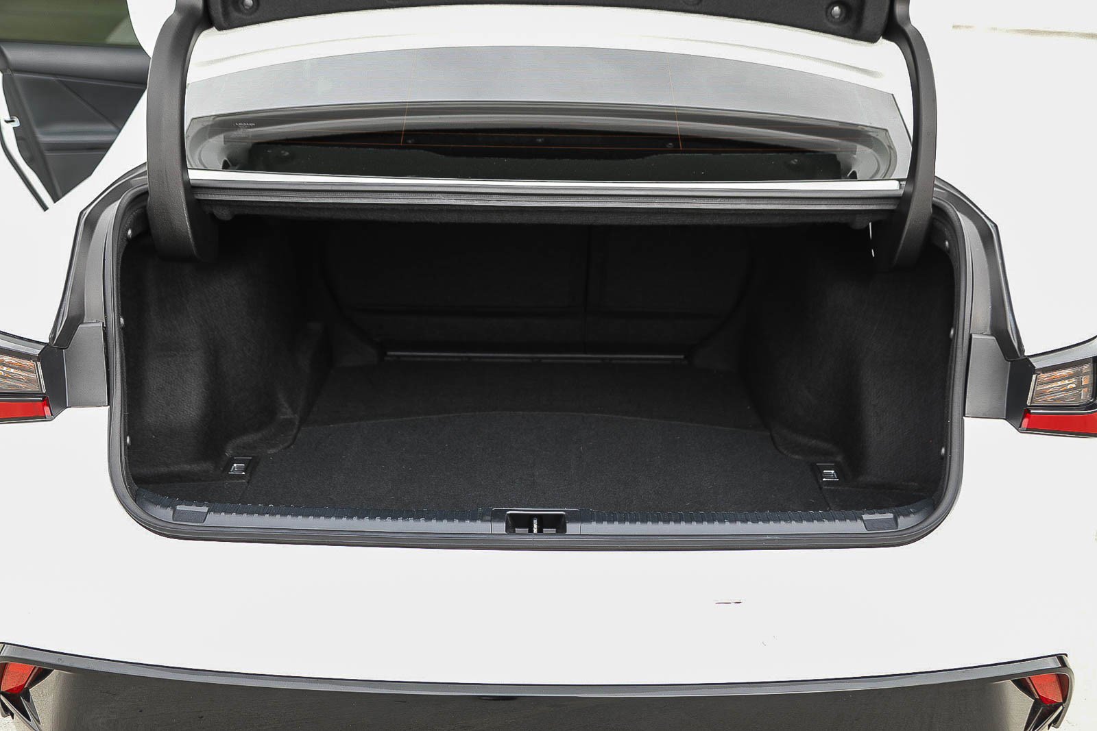 Used 2022 Lexus IS 350 F Sport w/ Navigation Package image 25