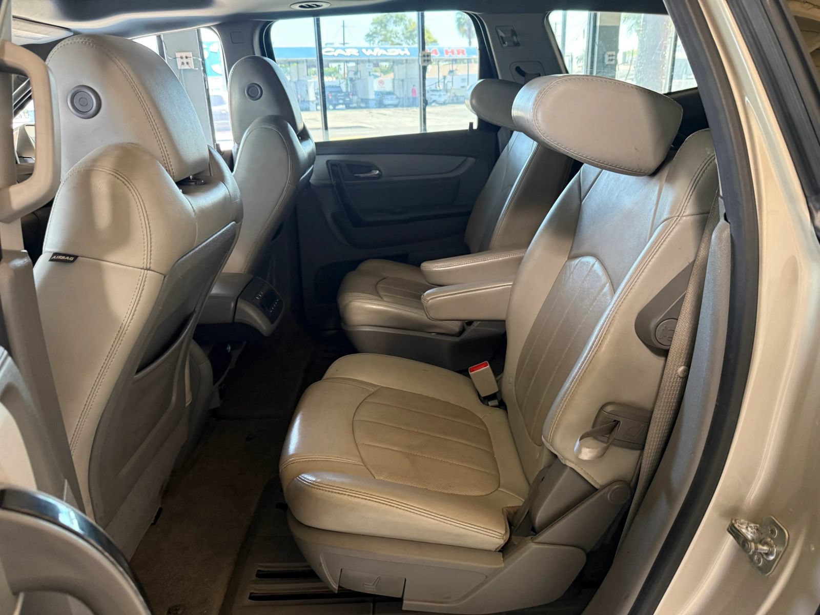 Used 2015 Chevrolet Traverse LTZ FWD image 8
