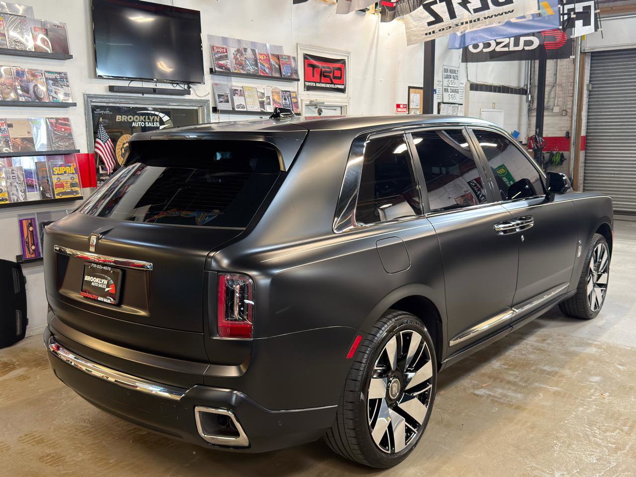 Used 2025 Rolls-Royce Cullinan image 5