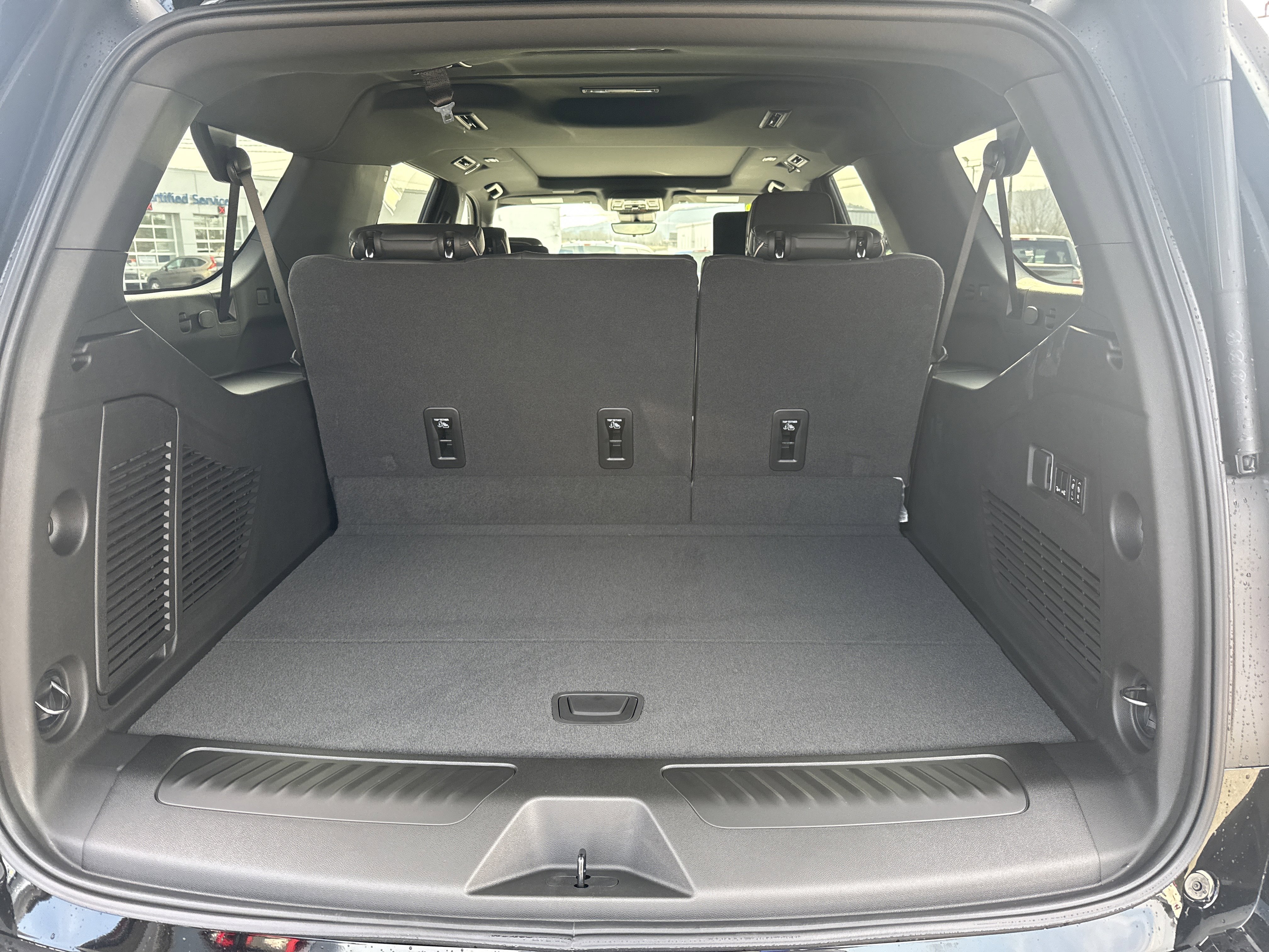 New 2026 GMC Yukon XL Elevation image 5