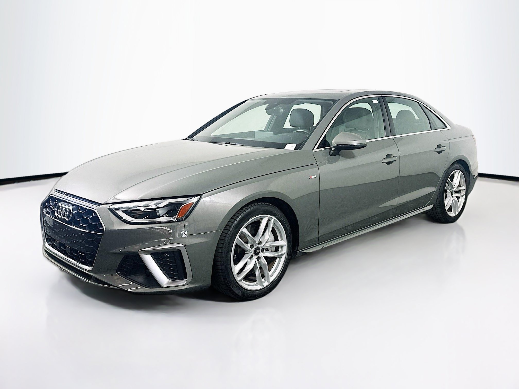Used 2024 Audi A4 2.0T Premium Plus AWD/4WD image 3