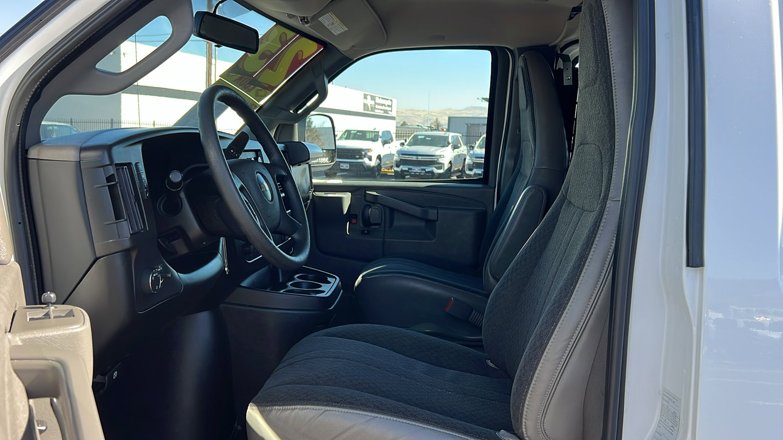 Certified 2023 Chevrolet Express 2500 w/ Driver Convenience Package image 25