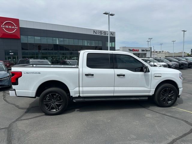 Used 2023 Ford F150 Lightning XLT AWD/4WD image 12