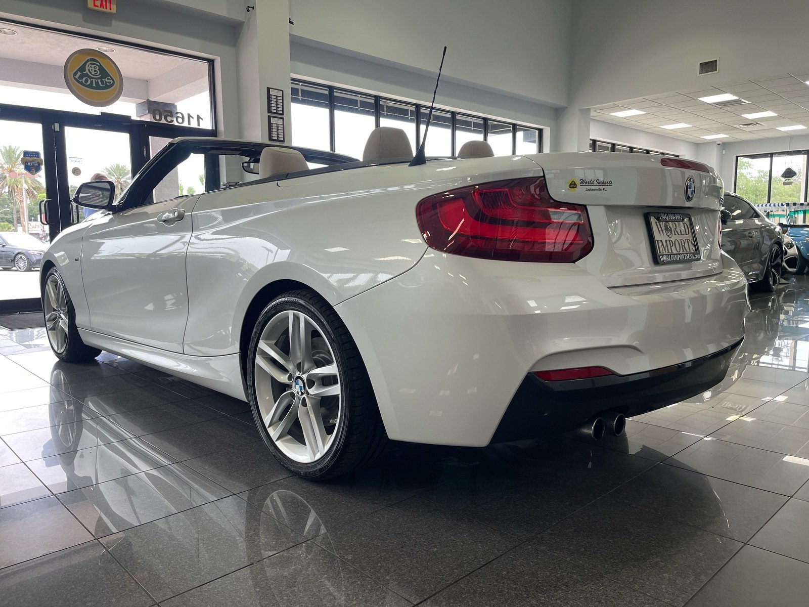 Used 2016 BMW 228i Convertible RWD image 3