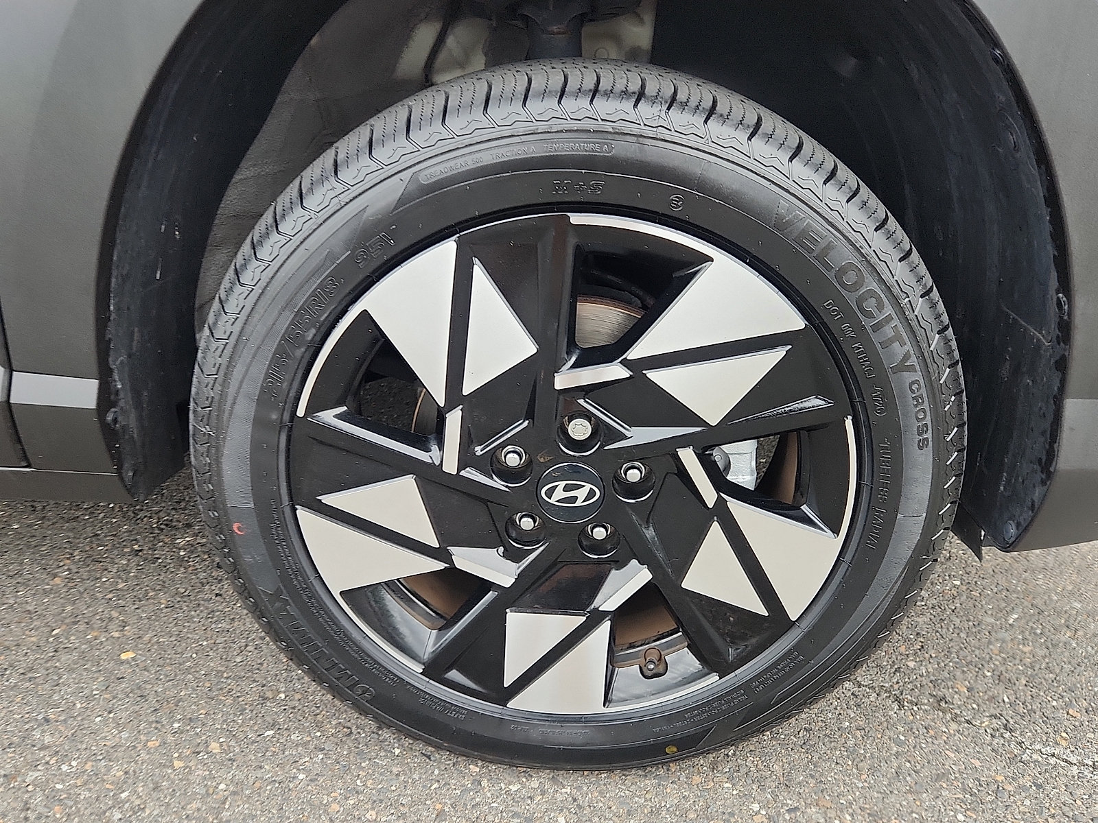 Certified 2024 Hyundai Kona SEL AWD/4WD image 8