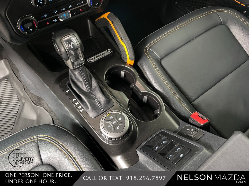 Used 2023 Ford Bronco Badlands image 28