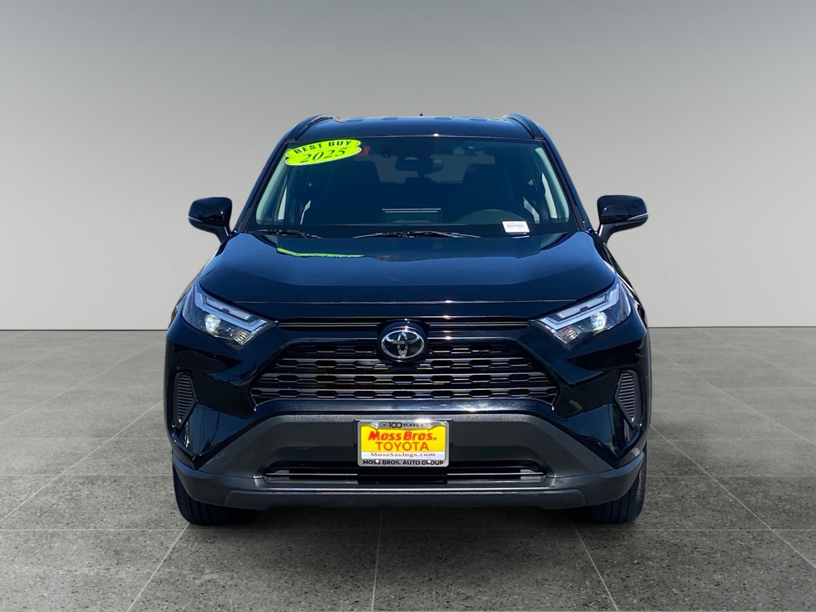 Used 2025 Toyota RAV4 XLE w/ Weather Package AWD/4WD image 8