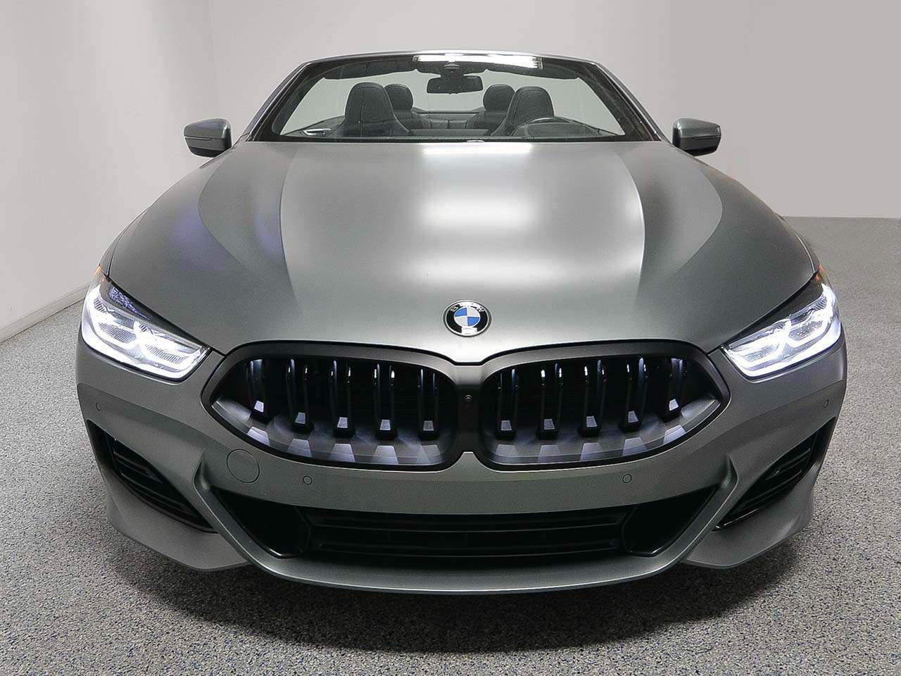 Certified 2023 BMW 840i Convertible w/ M Sport Professional Package RWD image 3