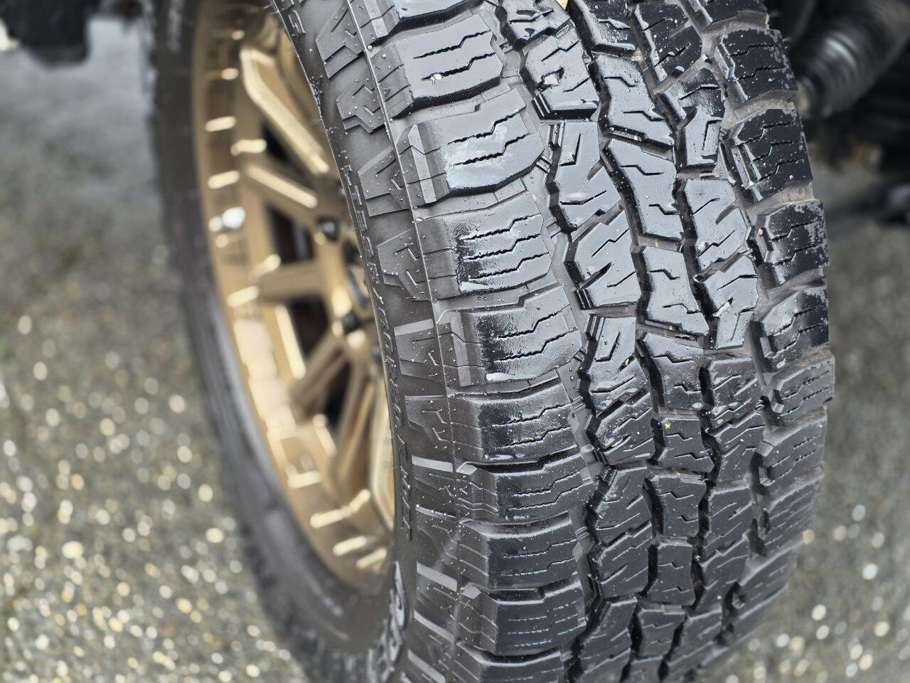 Used 2015 Toyota Tundra Platinum image 21