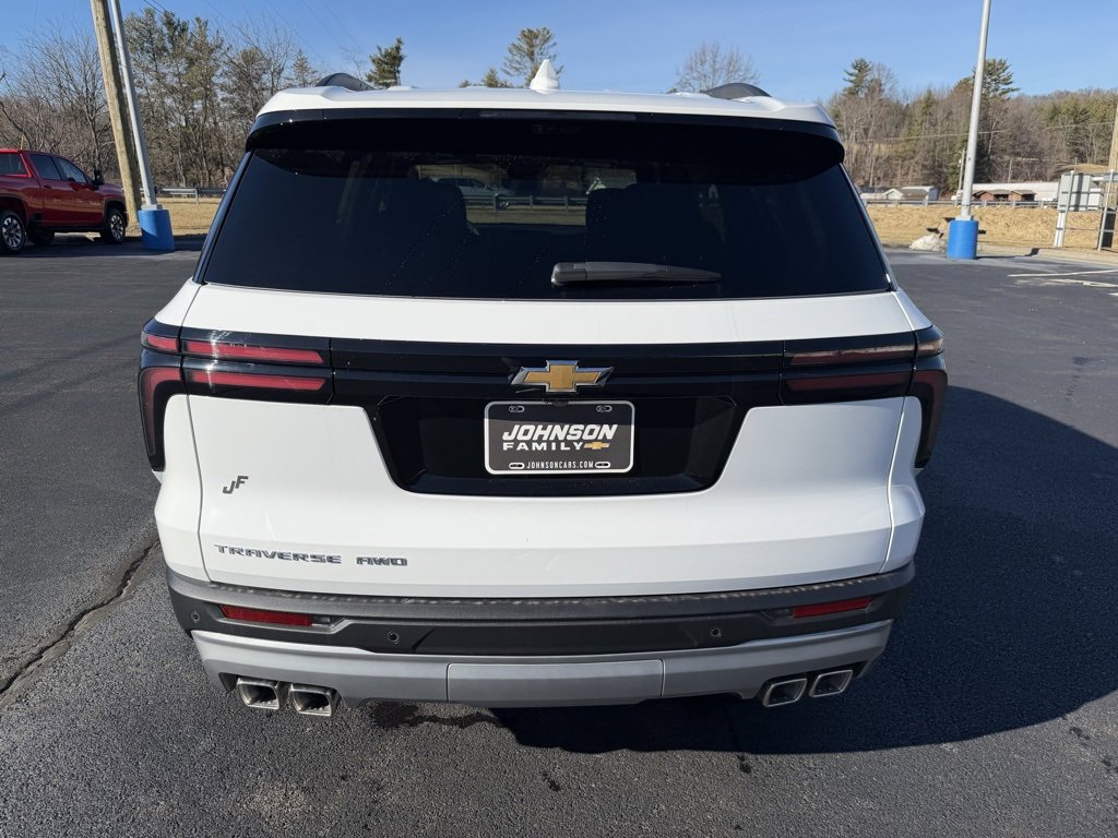 New 2026 Chevrolet Traverse LT w/ Driver Confidence Package image 18