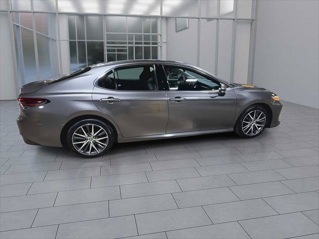 Certified 2023 Toyota Camry XLE FWD image 9