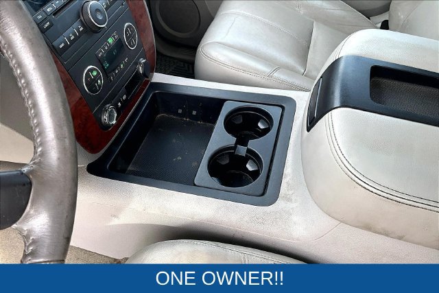 Used 2011 Chevrolet Silverado 2500 LTZ w/ LTZ Plus Package AWD/4WD image 16