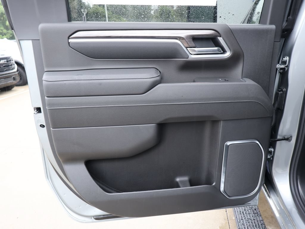 New 2026 Chevrolet Silverado 2500 LTZ w/ LTZ Plus Package AWD/4WD image 28
