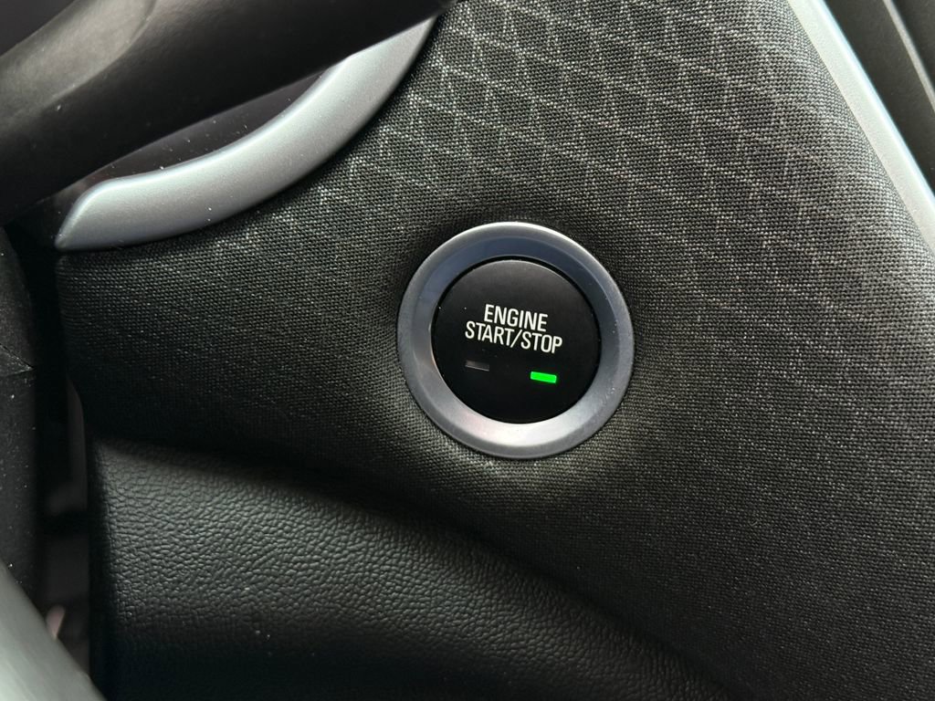 Used 2023 Chevrolet Malibu LT image 34