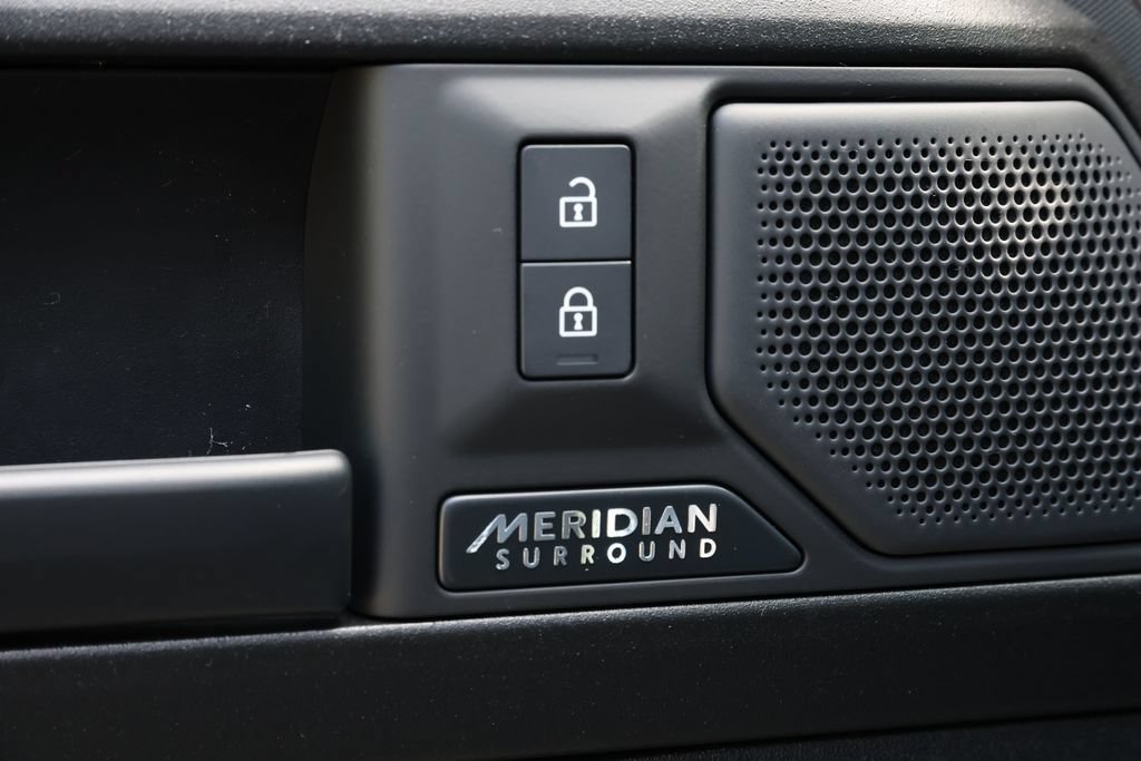 New 2026 Land Rover Defender 110 OCTA AWD/4WD image 26