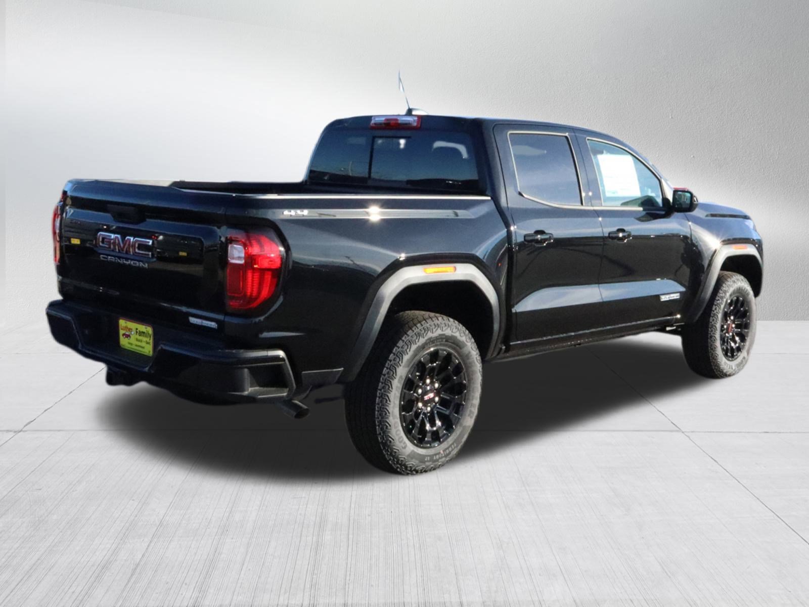 New 2026 GMC Canyon Elevation w/ Convenience Package image 7