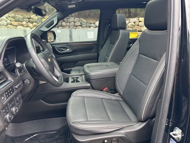 Used 2023 Chevrolet Tahoe Premier w/ Premium Package image 13