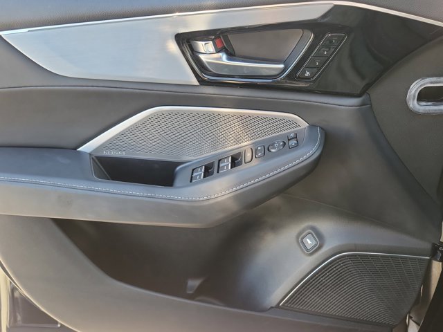 Certified 2023 Acura MDX FWD w/ Technology Package image 27