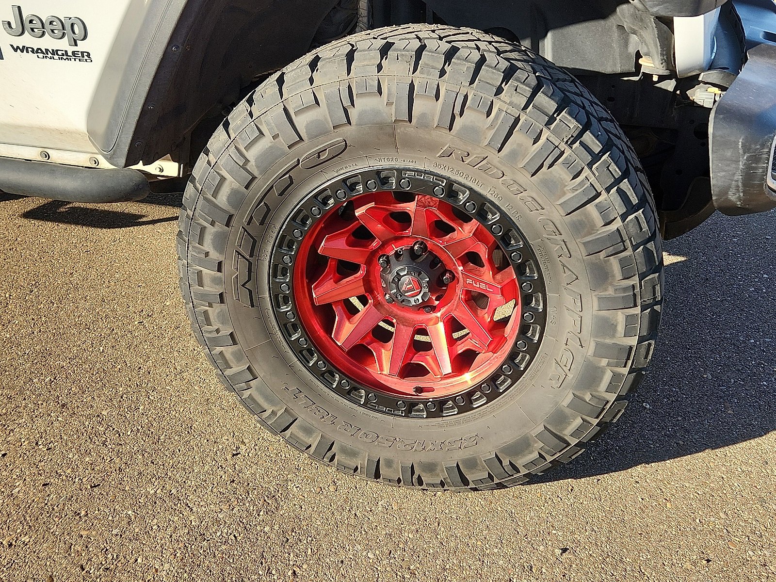 Used 2019 Jeep Wrangler Unlimited Sahara image 7