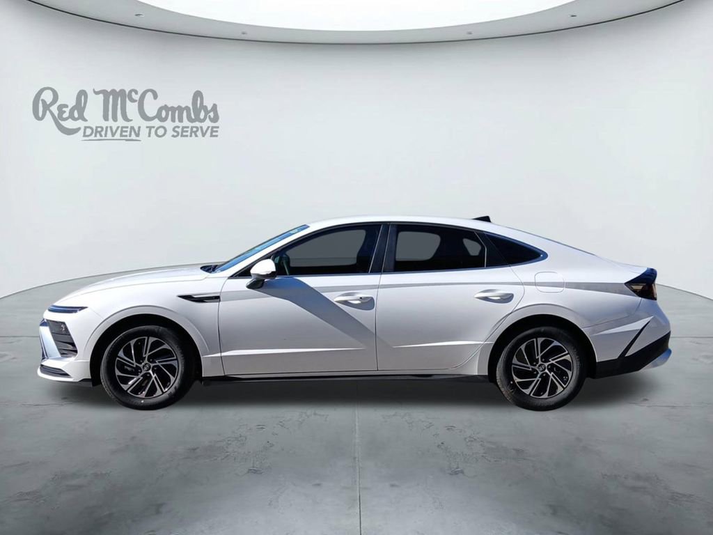 New 2026 Hyundai Sonata Blue FWD image 2