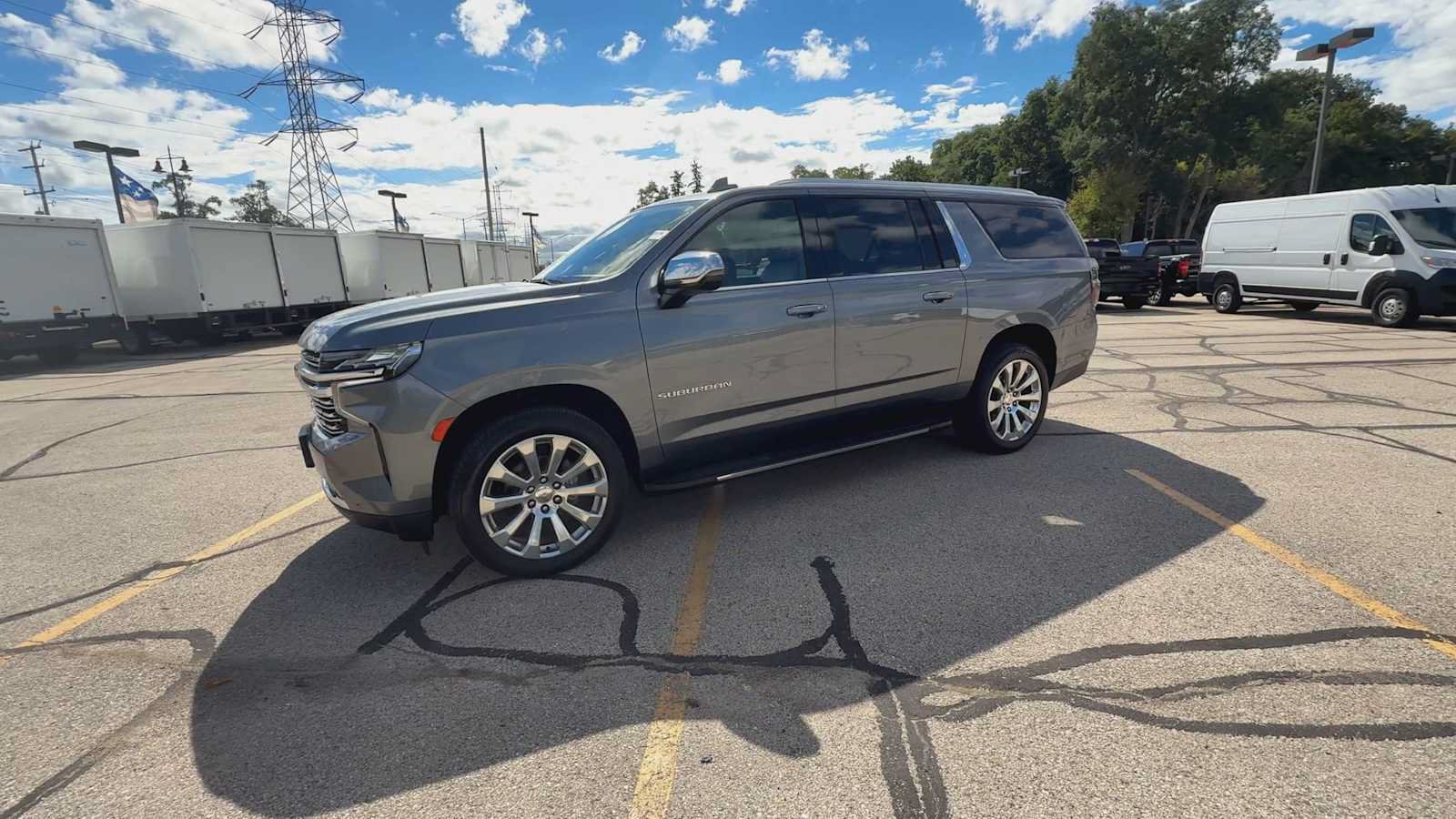 Certified 2021 Chevrolet Suburban Premier AWD/4WD image 4