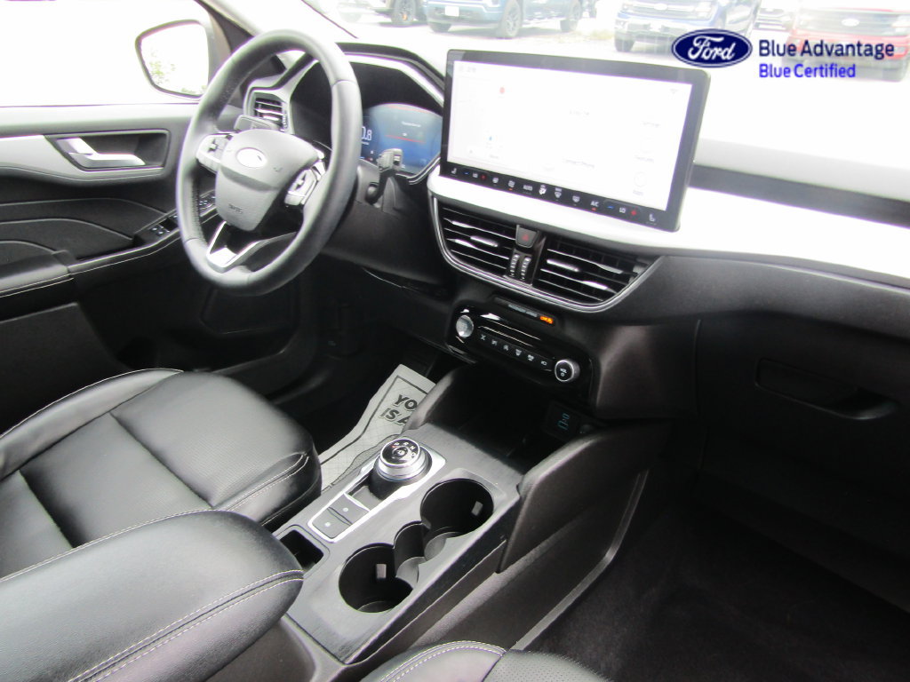 Certified 2023 Ford Escape Platinum AWD/4WD image 35