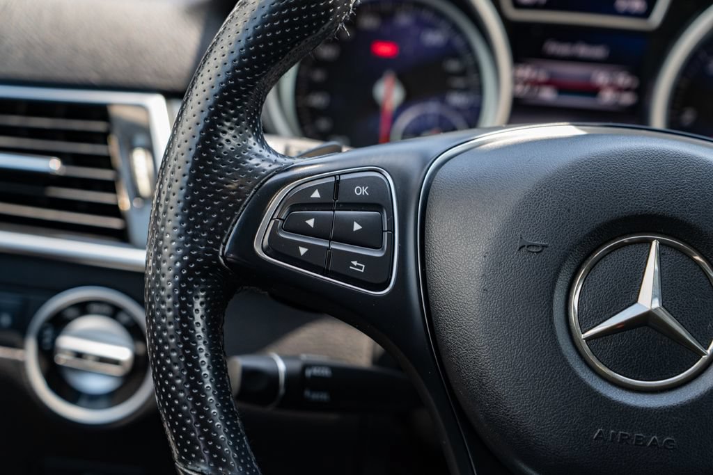 Used 2016 Mercedes-Benz GLE 300d 4MATIC image 13