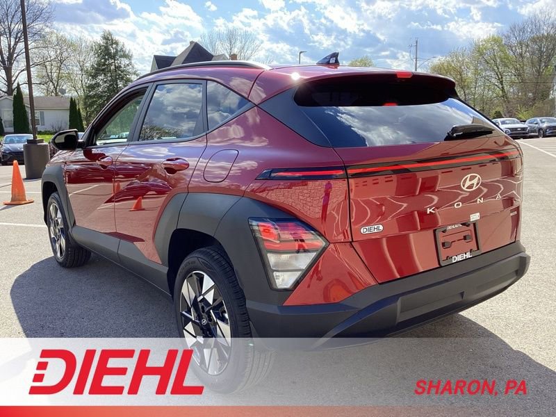 Certified 2025 Hyundai Kona SEL image 6
