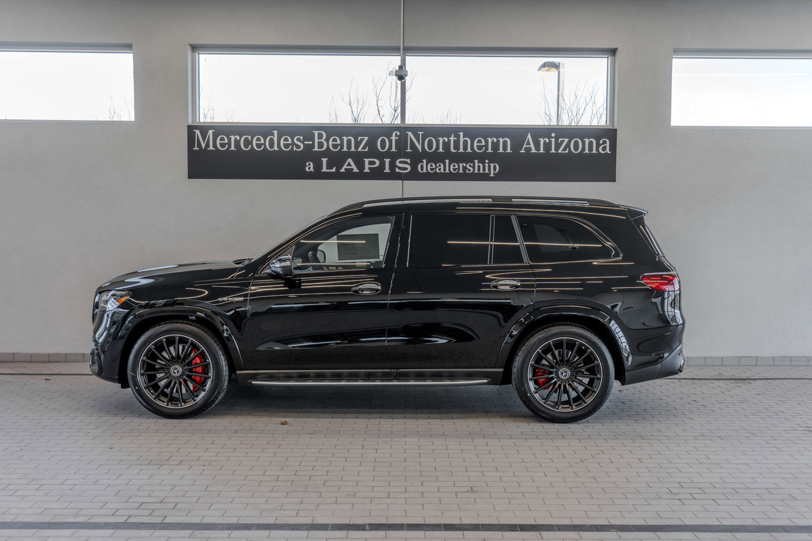 New 2026 Mercedes-Benz GLS 63 AMG 4MATIC image 2