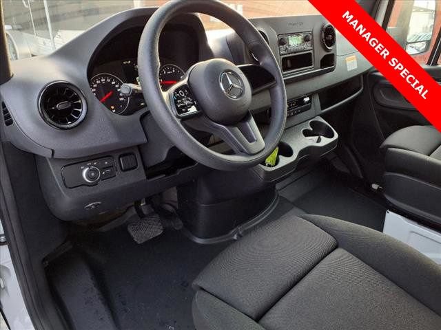 Used 2023 Mercedes-Benz Sprinter 3500 image 20