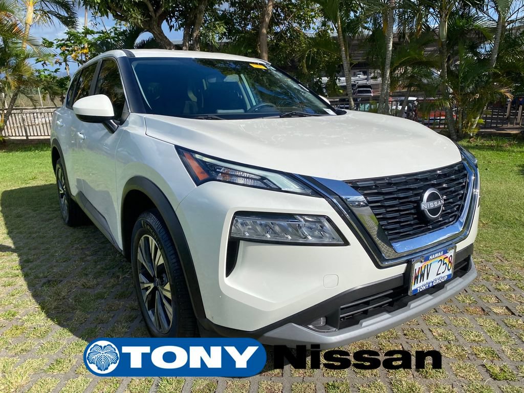 Used 2023 Nissan Rogue SV FWD image 1