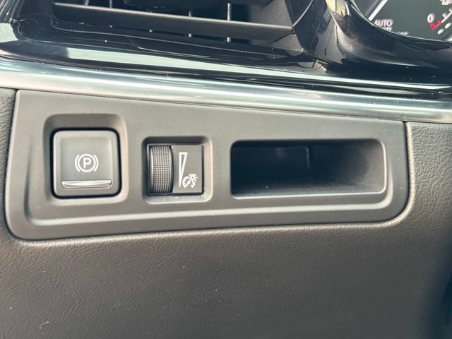 Used 2022 Cadillac XT6 Premium Luxury FWD image 32