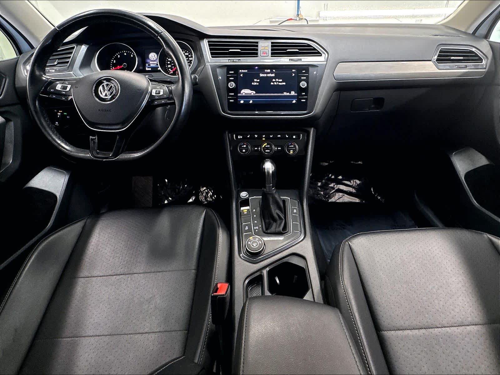 Used 2018 Volkswagen Tiguan SE AWD/4WD image 10