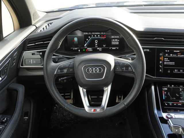 Used 2025 Audi SQ7 Prestige AWD/4WD image 16