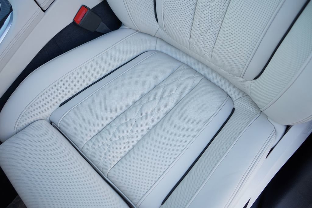 New 2026 BMW X7 M60i image 11