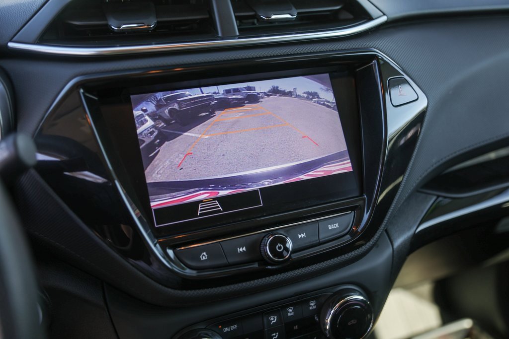 Used 2021 Chevrolet TrailBlazer LT w/ Convenience Package image 17