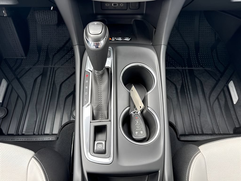 Used 2020 Chevrolet Equinox Premier AWD/4WD image 18