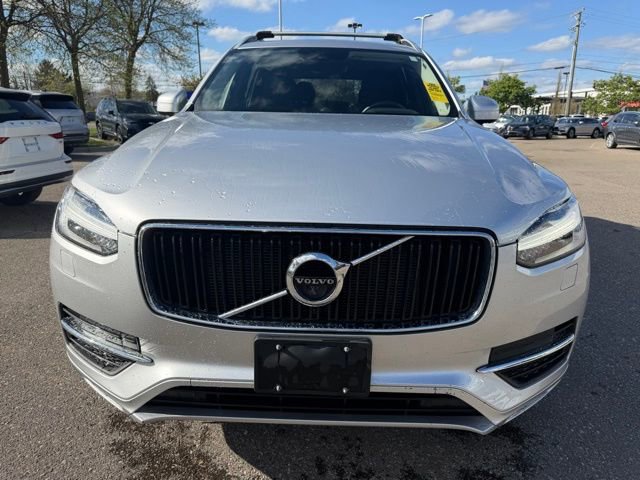 Used 2018 Volvo XC90 T6 Momentum w/ Convenience Package AWD/4WD image 2