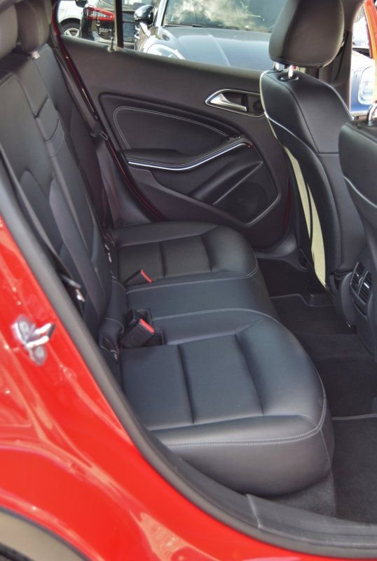 Used 2019 Mercedes-Benz GLA 250 4MATIC image 31