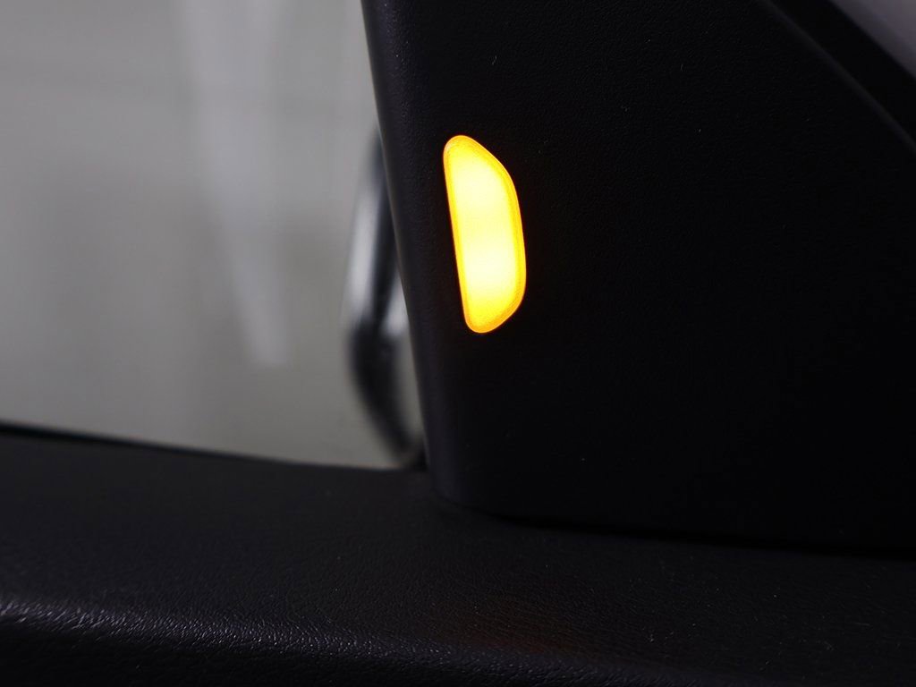 Used 2023 Nissan Kicks S image 32