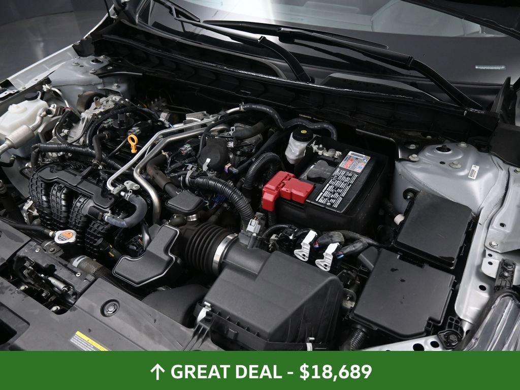 Used 2024 Nissan Altima 2.5 SV image 14