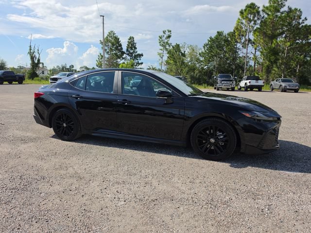 Used 2025 Toyota Camry SE FWD image 2
