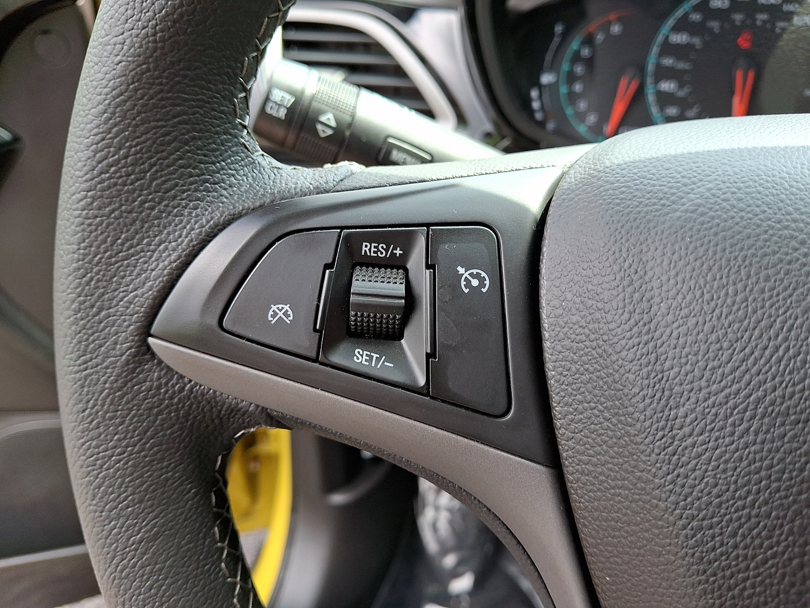 Used 2022 Chevrolet Spark ACTIV FWD image 22
