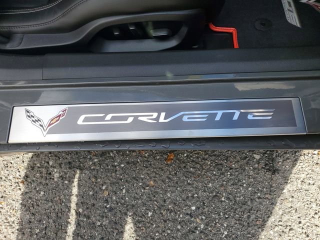 Used 2015 Chevrolet Corvette Z06 w/ 2LZ Preferred Equipment Group image 8